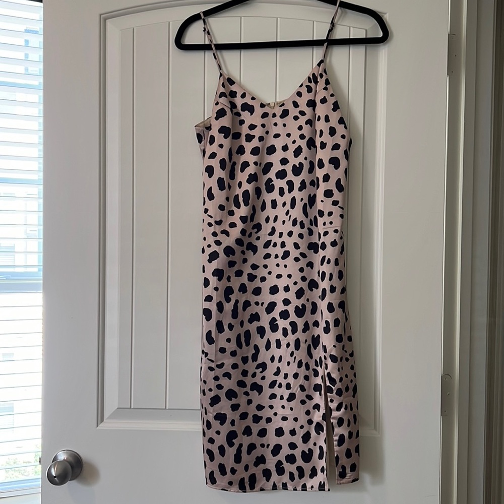 Boutique leopard midi satin dress